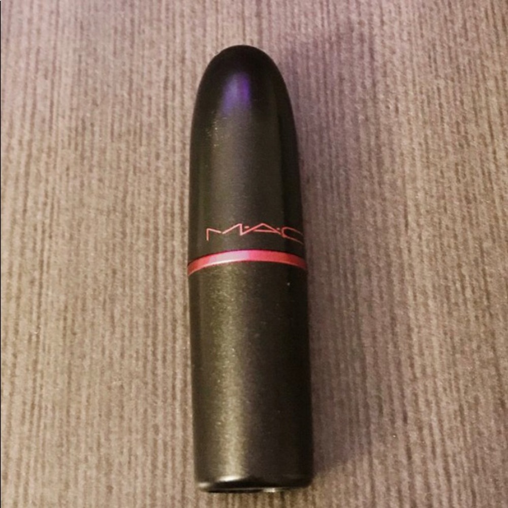 Mac Matte Lipstick - Viva Glam